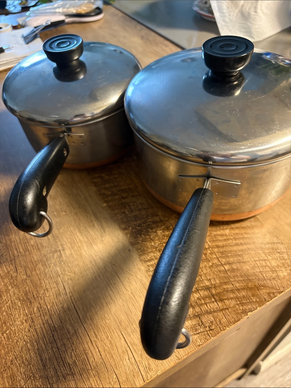 Two Vintage Revere Ware Saucepans 1qt and 2qt with Lids